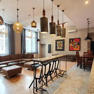 https://ruska-47-48a-apart.hotelswroclaw.com